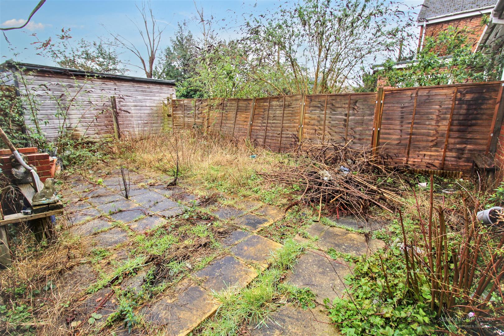 Colyton Way, Purley On Thames, Reading